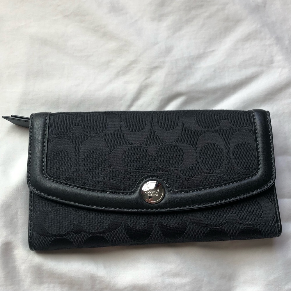 Authentic Coach Wallet- Black